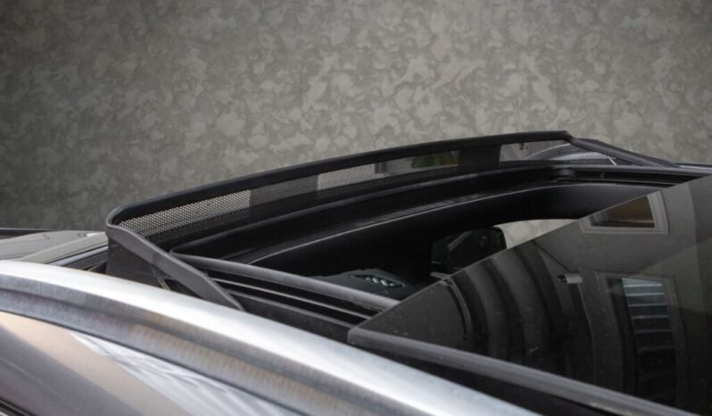 
Mercedes-Benz GLA 180 full									