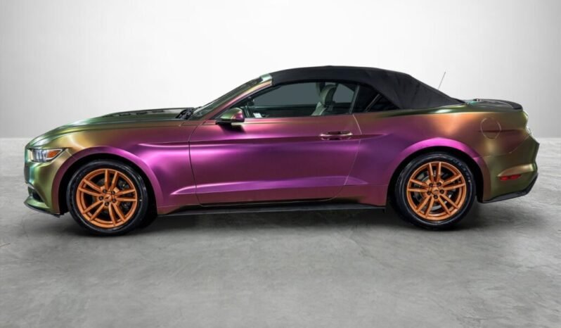 
Ford Mustang Cabriolet 2.3 EcoBoost full									