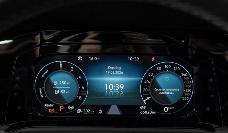 
Volkswagen Golf VIII eHybrid full									
