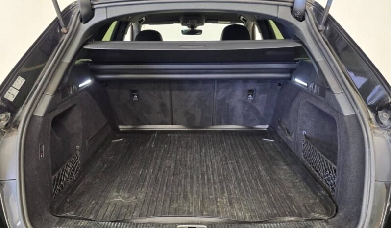 
Audi A4 40 TDI quattro S line full									