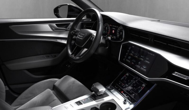 
Audi A6 55 TFSI e Avant S-Line full									