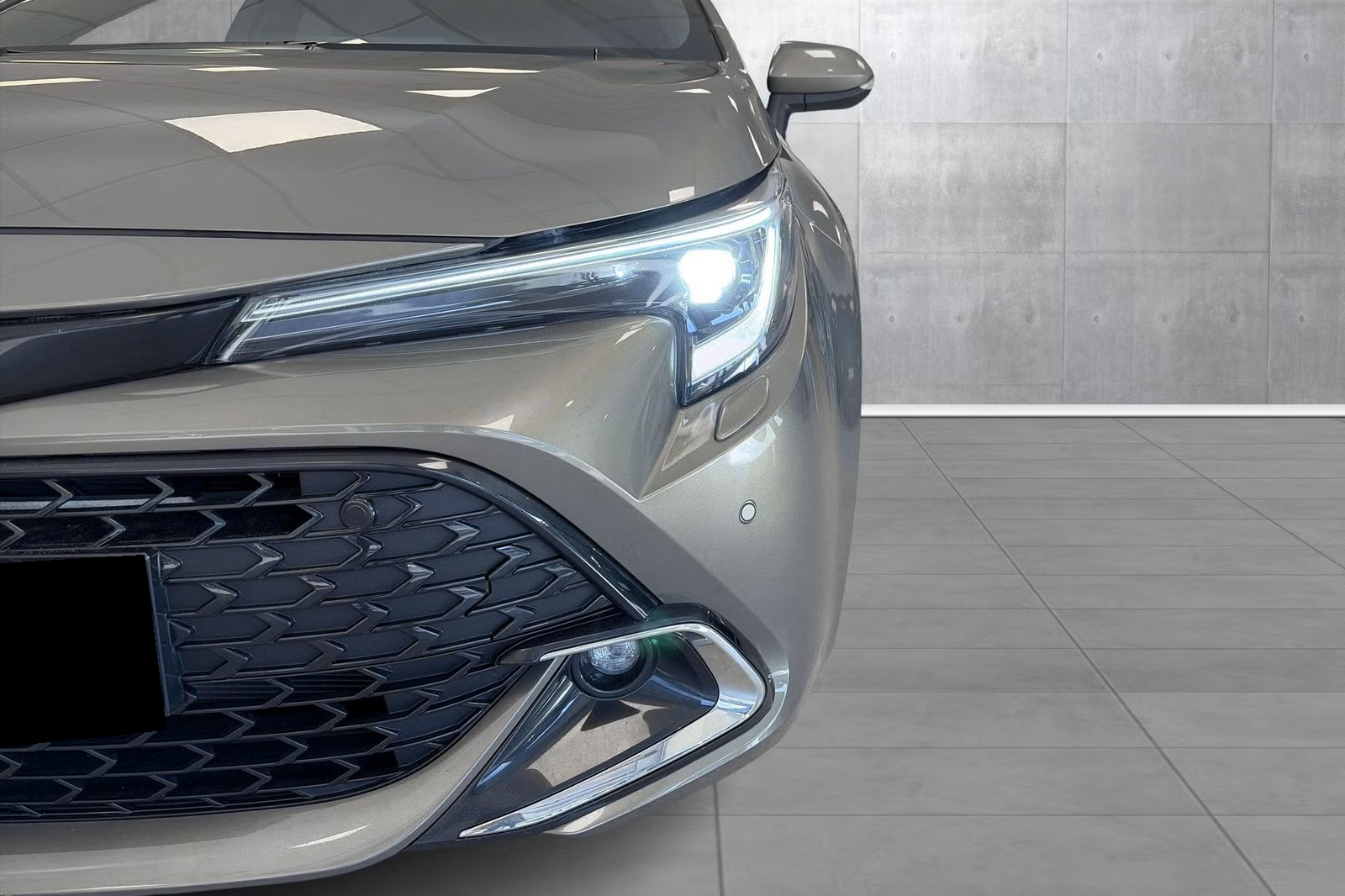 TOYOTA COROLLA 140 CH HYBRIDE ACTIVETECH MEGET PEN VELUTSTYRT 2023