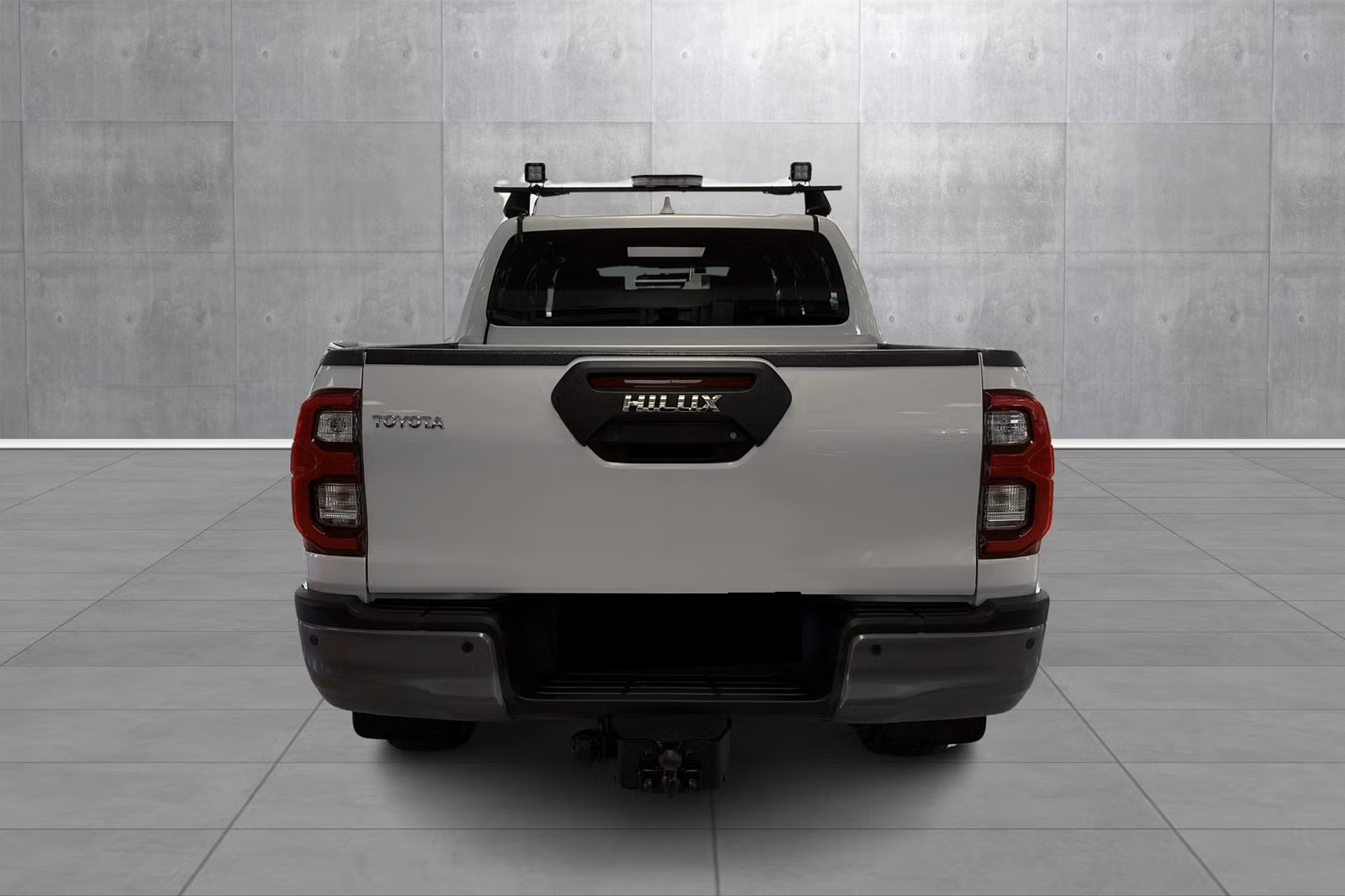 TOYOTA HILUX 204 CH DIESEL AUTOMATIQUE SKINN TOPPMODELL LAV KM 2025