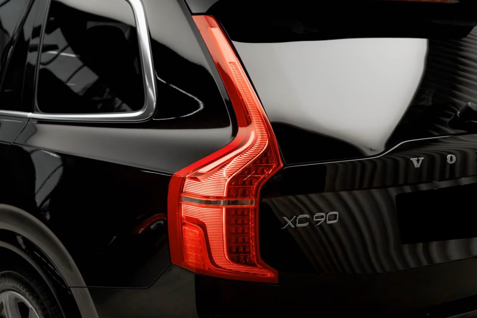 Volvo XC90 T8 AWD