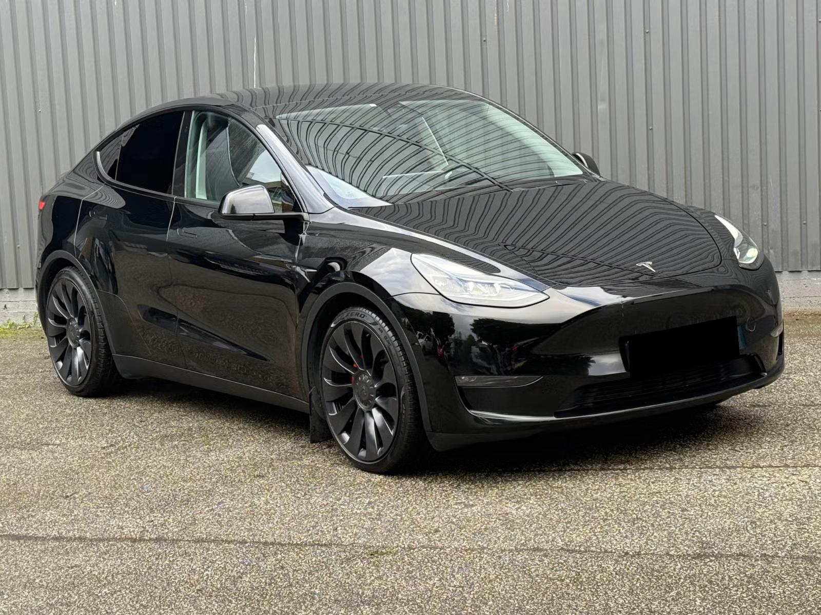 Tesla Model Y Performance Dual Motor AWD – 2022