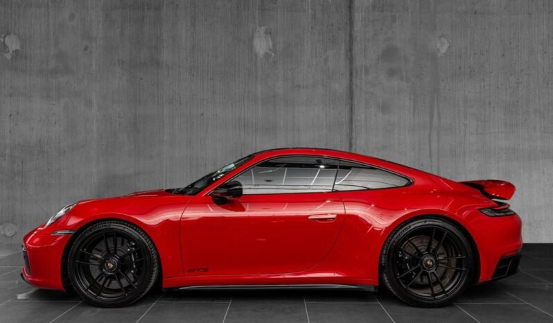 
Porsche 911 Carrera 4 GTS PDK full									
