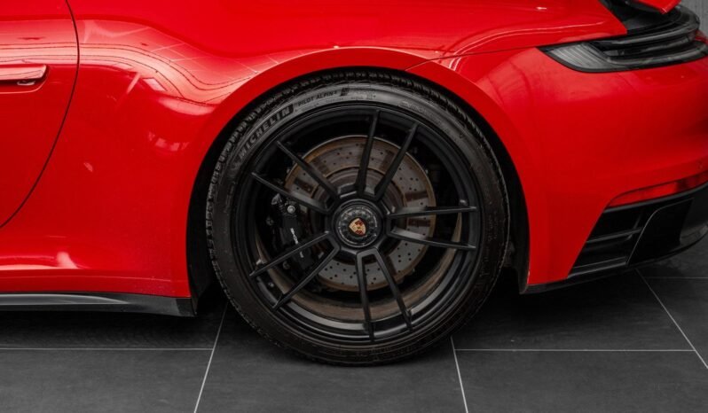 
Porsche 911 Carrera 4 GTS PDK full									
