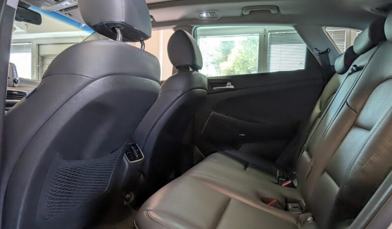
Hyundai Tucson Premium 1.6 CRDi 136 ch full									