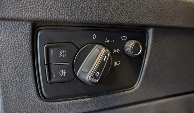 
Volkswagen Passat Alltrack 2.0 TDI full									