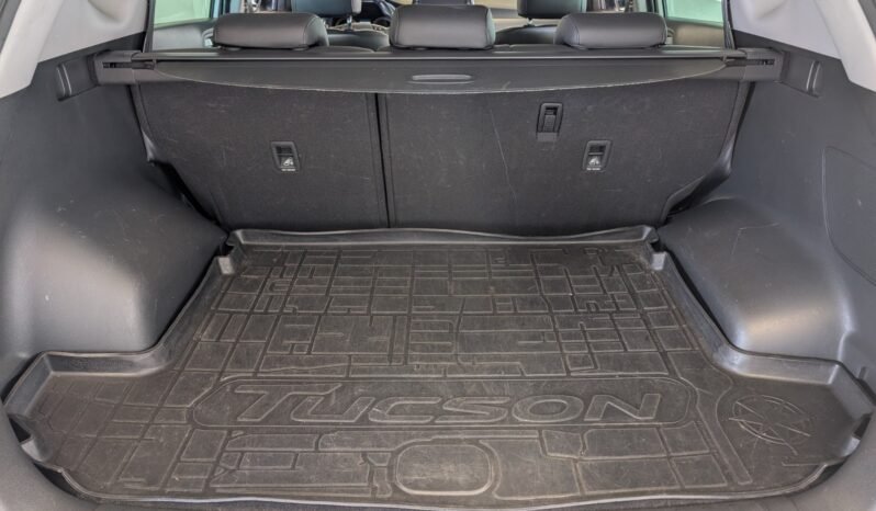 
Hyundai Tucson Premium 1.6 CRDi 136 ch full									