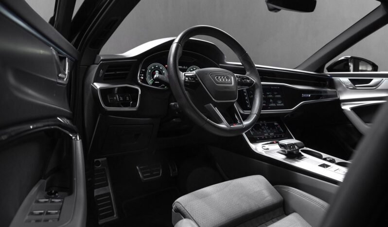 
Audi A6 Avant 55 TFSI e quattro S line full									
