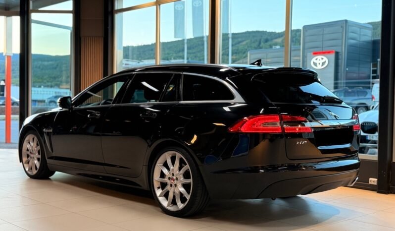 
Jaguar XF 2.2D SPORT full									