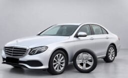Mercedes-Benz E200