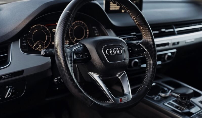 
Audi Q7 3.0 TDI e-tron / S-Line full									