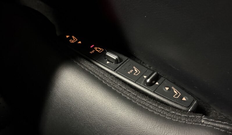 
Mercedes-Benz CLS 63 AMG 5.5 V8 Biturbo 4MATIC full									