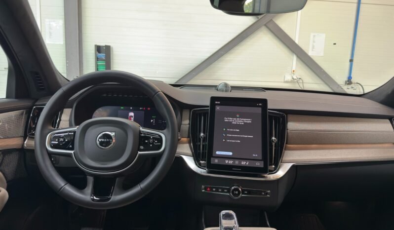 
Volvo XC90 T8 Ultra Dark Luxury full									