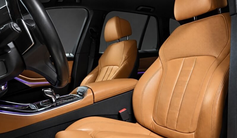 
BMW X5 xDrive45e M Sport full									
