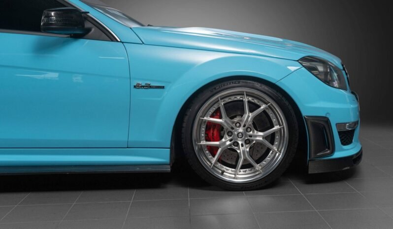 
Mercedes-Benz C63 AMG 6.2 V8 Performance full									