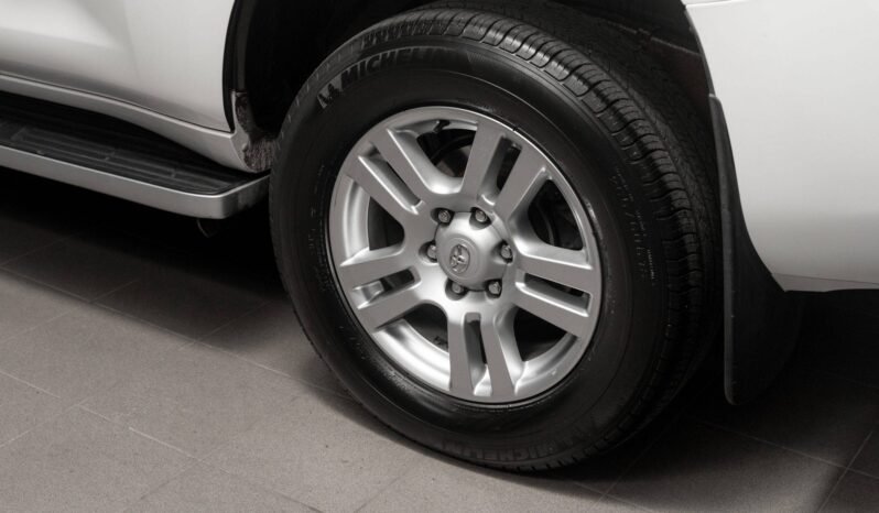 
Toyota Land Cruiser 3.0 D-4D VX-L full									