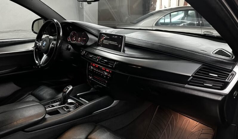 
BMW X6 xDrive30d M Sport full									