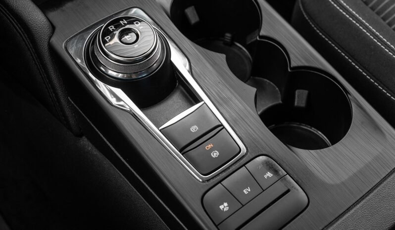 
Ford Kuga 2.5 Duratec Plug-in Hybrid 262 ch Titanium full									
