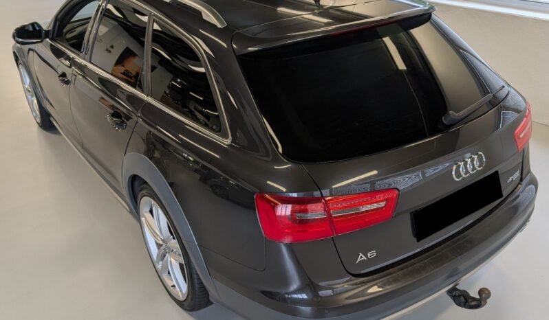 
Audi A6 allroad quattro 3.0 TDI V6 – 245 ch full									