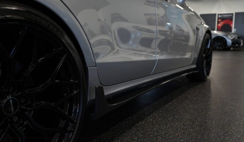 
Mercedes-Benz CLS 63 AMG V8 full									