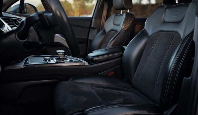 
Audi Q7 3.0 TDI e-tron / S-Line full									