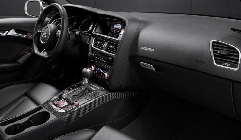 
di RS5 4.2 FSI V8 quattro full									