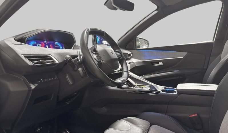 
Peugeot 3008 GT Hybrid4 300 CH full									