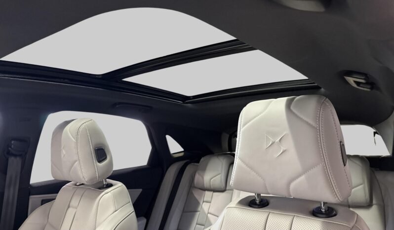 
DS 7 Crossback E-TENSE 4×4 – 300 CH full									
