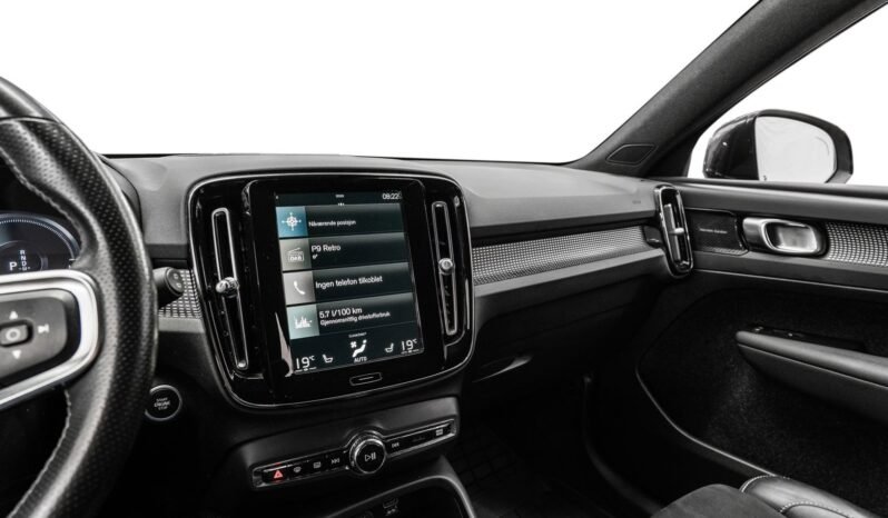 
Volvo XC40 T5 Recharge R-Design full									