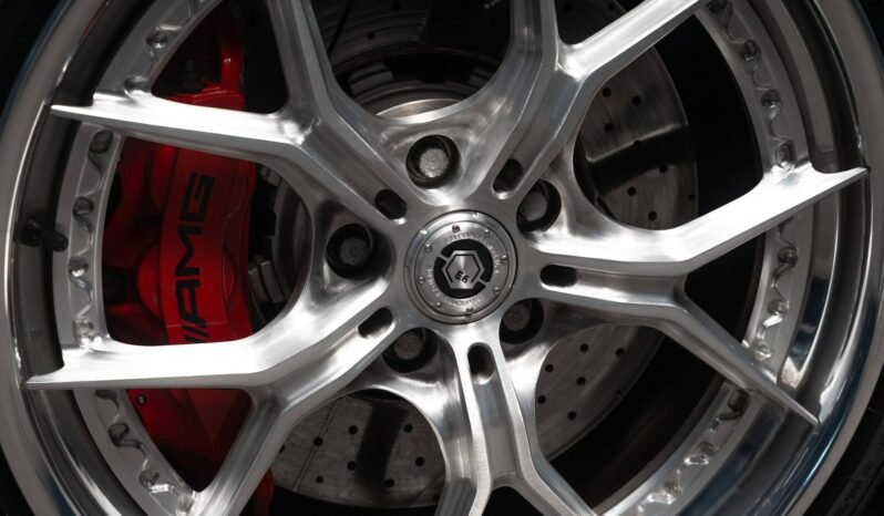 
Mercedes-Benz C63 AMG 6.2 V8 Performance full									