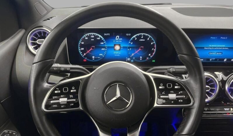 
Mercedes-Benz B180 AMG Line full									