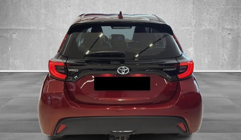 
Toyota Yaris Hybrid Active Tech full									