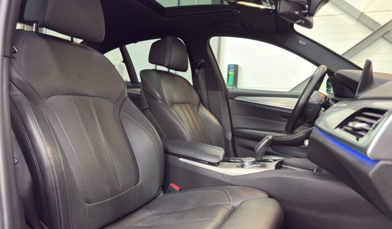 
BMW Série 5 530e M Sport full									
