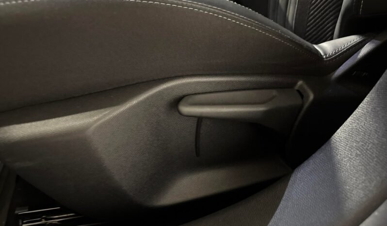 
Peugeot 408 GT Plug-In Hybrid 224 ch full									