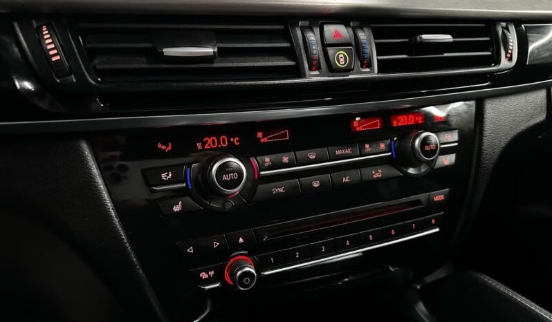 
BMW X6 xDrive30d M Sport full									