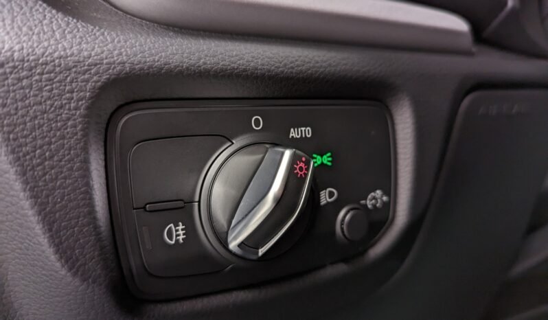
Audi A3 Sportback e-tron full									
