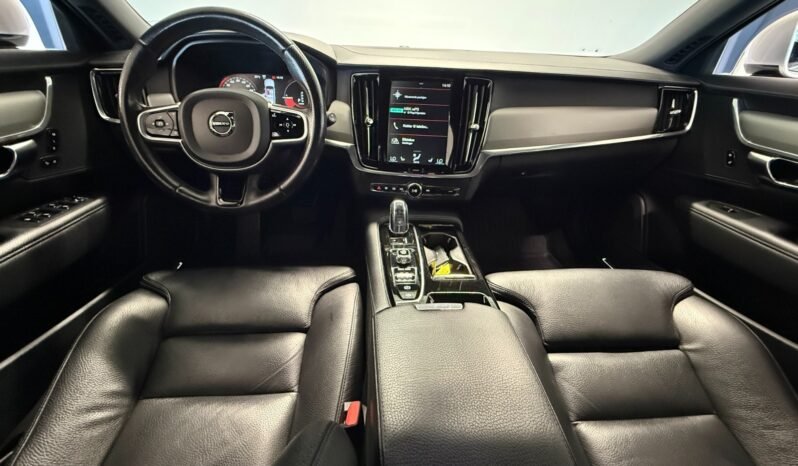 
Volvo V90 T8 Inscription AWD full									