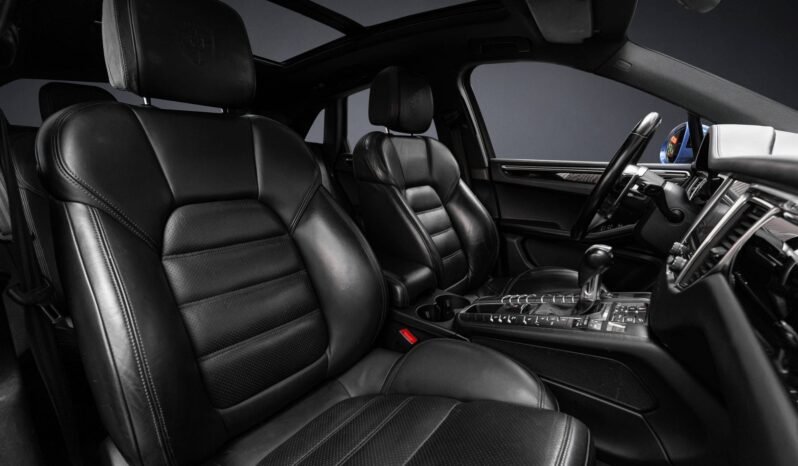 
Porsche Macan S 3.0 V6 full									