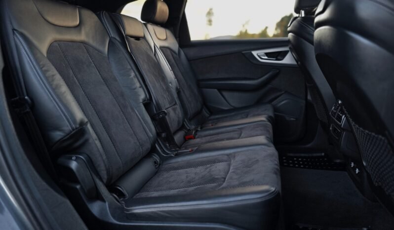 
Audi Q7 3.0 TDI e-tron / S-Line full									