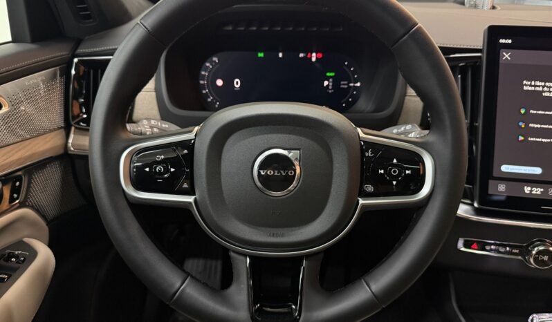 
Volvo XC90 T8 Ultra Dark Luxury full									