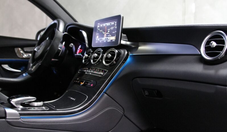 
Mercedes-Benz GLC 63 AMG V8 4MATIC+ – 476 CH full									