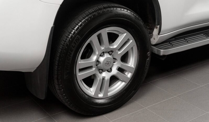 
Toyota Land Cruiser 3.0 D-4D VX-L full									