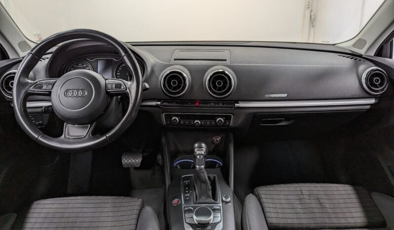 
Audi A3 Sportback e-tron full									