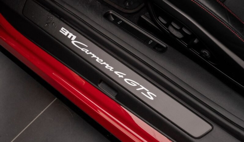 
Porsche 911 Carrera 4 GTS PDK full									
