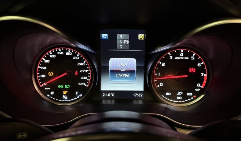 
Mercedes-Benz C 63 S AMG 4.0 V8 Biturbo 510 CH full									