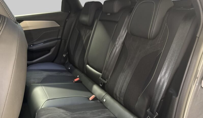 
Peugeot 308 SW Plug-In Hybrid 224 ch full									