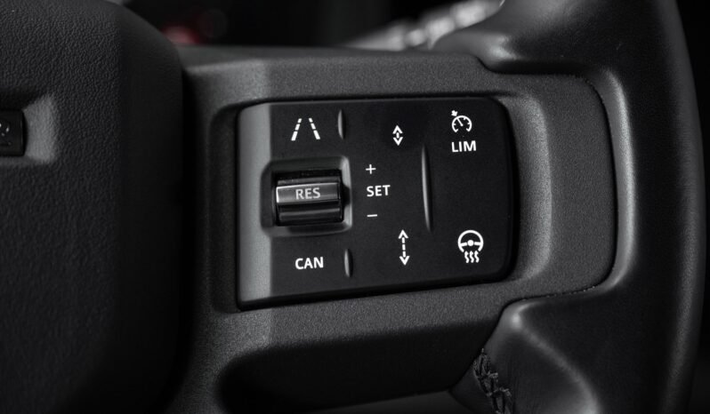 
Land Rover Defender 110 X-Dynamic HSE D300 full									